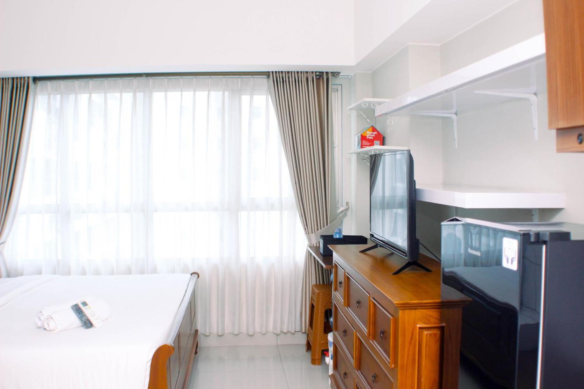 Apartemen Stunning Springlake Summarecon By Travelio Bekasi